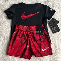 New Two Piece Nike Outfit Black Tee And Red Shorts Nike Red T-shirt For Summer, Red Nike T-shirt For Summer, Nike Red Playwear Sets, Nike Tech Suit, Boys Nike Outfits, Girls Nike Outfits, Nike Sets, Nike Jumpsuit, Nike Sweatsuit