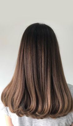 Hair Color Ideas For Brunettes Balayage, Highlights Brown Hair Balayage, Hair Colour Ideas, Brown Hair Inspo, Brunette Balayage, Brunette Hair With Highlights, Beautiful Brunette, Gorgeous Hair Color, Hair Color Light Brown