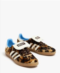 #adidas #trendy #cheetah #cleangirlaesthetic #cool #samba Cheetah Adidas Samba, Adidas Samba Cheetah, Adidas Cheetah Shoes, Cheetah Print Adidas, Leapord Print Sambas, Cheetah Print Sambas, Leopard Print Sambas, Adidas Samba Leopard, Cheetah Sambas