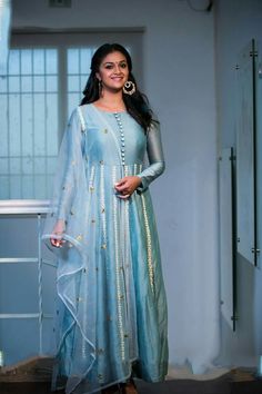 Follow me Yashika Singhaniya Keerthi Suresh, Indian Sari Dress, Keerthy Suresh, Anarkali Dress Pattern, Indian Fashion Saree, Ladies Blouse Designs, Dressing Style