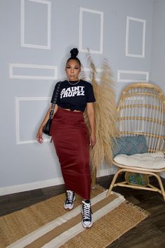 Cargo Skirt Outfit Black Women Plus Size, Cargo Skirt Ideas, Cargo Skirt And Sneakers, Cargo Maxi Skirt Outfit Black Women, Skirt With High Top Sneakers, Skirt And Sneakers Outfit Black Women, Plus Skirt Outfits, Skirt Outfits With Sneakers, Black Women Casual Outfits