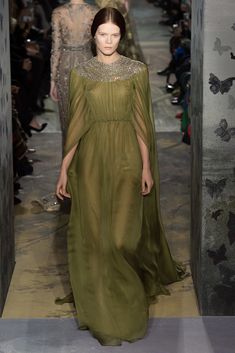 Valentino Spring 2014 Couture Collection | Vogue 2014 Couture, Couture 2014, Valentin Yudashkin, Valentino Haute Couture, Collection Couture, Lou Doillon, Valentino Couture, Julien Macdonald, Spring Couture