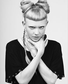 Grimes Hair, Claire Boucher, Baby Bangs, Goth Hair, Short Fringe, 짧은 머리, Hair Reference, Great Women