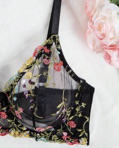 Expertly crafted for the perfect fit and comfort, this set is available in all sizes. The black lingerie floral set is a must-have for every lingerie collection. Made with high-quality materials and detailed with a beautiful floral pattern, this set exudes elegance and confidence. Perfect for any occasion, indulge in the ultimate luxury and style. Cheap Romantic Pink Intimates, Cheap Black Bustier Intimates, Floral Lace Lingerie, Cheap Pink Lace Intimates, Coquette Lingerie Sets Aesthetic, Floral Lingerie, Set Plus Size, Lingerie Catalog, Lace Thong