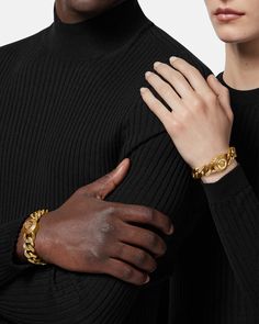 Versace Medusa Chain Bracelet for Men | US Online Store Versace Gold Bracelet, Versace Bathrobe, Versace Gold, Versace Jewelry, High Jewellery, Tattoo Bracelet, Vintage Effect, Gold Bracelet Chain, Matches Fashion