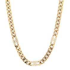 This is an authentic CHANEL Metal Enamel Chain CC Choke in Gold and White. This stylish necklace features a chunky silver and black resin chain with a bold silver Chanel CC logo pendant. Resin Chain, Stylish Necklace, Black Resin, Cc Logo, Chanel, Chain, Pendant, Silver, Gold