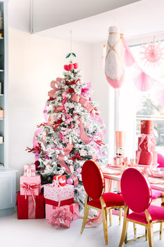 Deck the halls with pink and red Christmas decor! Pink Red Christmas Decor, Nutcracker Themed Christmas Decor, Red And Pink Christmas Tree, Pink And Red Christmas Tree, Red And Pink Christmas, Pink And Red Christmas, Nutcracker Christmas Party