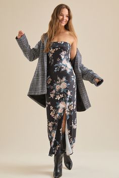 The dress's flattering silhouette features a unique fold-over top, exuding elegance and sophistication. The elastic back ensures a comfortable yet secure fit, allowing you to move with confidence. White Dress Skirt, Jean Trends, Altar'd State, Christmas Dress, Floral Maxi, Dress With Bow, Floral Maxi Dress, Sweater Shop, Homecoming Dresses