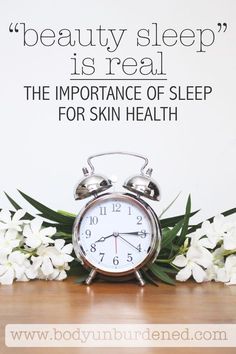 "Beauty sleep" is no joke! Sleep is extremely important for skin health - to keep skin naturally clear and prevent premature aging. Learn more + how much sleep you should be getting! [Natural beauty, holistic health, natural remedy] Importance Of Sleep, Natural Beauty Treatments, Holistic Health Remedies, All Natural Skin Care, Beauty Sleep, Natural Care, My Beauty, Natural Cosmetics, Beauty Treatments