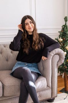 A-Line Mini Skirt - An A-line mini skirt is a Frech-approved choice if you want to show off your legs. Pair it with a light sweater or cardigan and warm tights to be ready for winter in style.  @christa.maria  #miniskirt #simpleoutfit #parisianstyle #frenchstyle #winterfashion Casual French Style, Warm Tights, Style Inspiration Edgy, Burning Desire, Parisian Chic Style, French Outfit, Classic Black Dress, Emily In Paris, A Line Mini Skirt