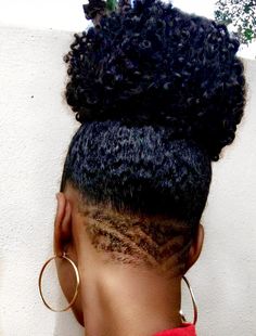 Afro Undercut Women, Natural Hair Undercut Black Women, Undercut Black Women, Undercut Hair, Natural Hair Haircuts, Under Cut