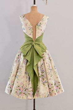 Vintage 1950s Dresses Parties, Vintage 1950s Dresses, Retro Mode, فستان سهرة, Vestidos Vintage, 1950s Dress, Moda Vintage, 50s Fashion, 1950s Fashion