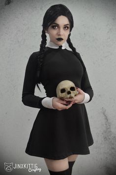 Happy Wednesday - Imgur Wednesday Addams Cosplay, Halloween Costumes Women Creative, Makeup Zombie, Halloween Costume Outfits, Halloween Costumes Makeup, Fantasias Halloween