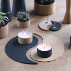 Bougeoir Zen holistique | Holistic Zen Candle Holder Ying Yang Table, Ceramic Ying Yang, Ying Yang Clay Dish, Yin Yang Sculpture, Ying Yang Candle, Tea Light Candles, Yin Yang, Sleek Design, Zen