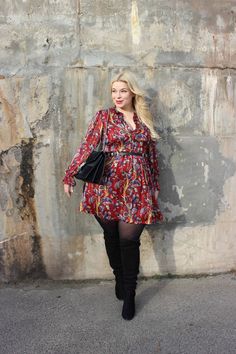 Megabambi-Plussize-Caterina-plussize-curvy-Outfit-Pogorzelski Gucci Dionysus Bag, Mid Size Fashion, Curvy Fashionista, Curvy Women Outfits, Dress Flower, Plus Size Models, Plus Size Kleidung, Plus Size Fashion For Women, Flower Dress