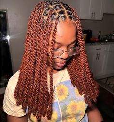 Invisible Locs With Beads, Red Invisible Locs, How To Style Twist Braids, Big Twist Braids Hairstyles, Birthday Hairstyle, Marley Twist Hairstyles, Beautiful Black Hair