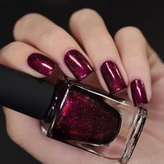 Royalty Squavol Nails, Ilnp Nail Polish, Classy Nail Designs, Holographic Nail Polish, Nails 2020, Red Nail, Holographic Nails, Halloween Nail Art, Classy Nails