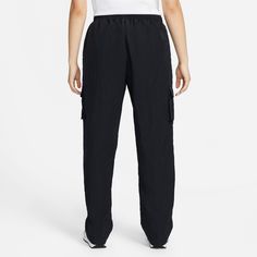 Trainerhose -  Essential - Marketingfarbe: Black - Produkt größe: XS - Marke: NIKE. Nordstrom Nike, Small Item Storage, Black F, Brand Sale, Cargo Pant, Nike Sportswear, Woven Fabric, Pajama Pants, High Rise