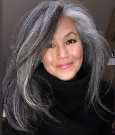 Natural White Hair, Gray Blending, Black And Grey Hair, Dark Grey Hair, Grey Hair Care, Grey Hair Dye, Gorgeous Gray Hair, Grey Hair Inspiration, Beautiful Gray Hair