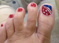 4th of July toenails !! Patriotic Pedicure 4th Of July, Patriotic Toe Nail Designs, 4th Of July Toes Designs, Patriotic Toe Nails, Fourth Of July Pedicure, 4th Of July Toenails, 4th Of July Pedicure, July Toe Nails, Spring Pedicure Ideas Toenails