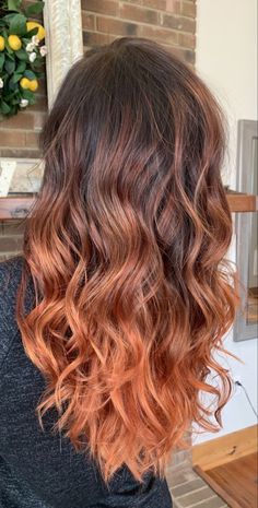 Copper Hairstyles, Coral Highlights, Holographic Hair, Brunette Balayage, Spring Hair Color, Balayage Brunette