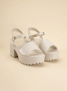 Stacie-S Platform Sandals Heel Care, Chunky Platform Sandals, Chunky Sandals, Silver Shoes, Chunky Platform, Summer Sandals, Heeled Loafers, Pump Sandals, Mid Heel