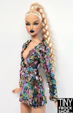 Integrity Obsession French Disco Poppy Parker Sequined Dress OMG! This dress is a MAJOR showstopper. Multi colored jeweled mini sequins in a chic deep V style. French Disco, Tights Outfits, V Style, Hair Nets, Daisy Dress, Sequined Dress, Madame Alexander, Wedding Hats, Lingerie Sleepwear