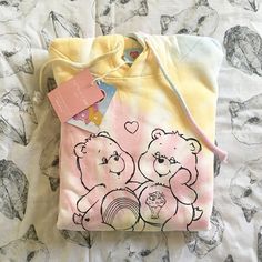 Cute Care Bears, Care Bears Vintage, Care Bears Plush, Hoodie Cute, Crewneck Sweatshirt Women, Red Crewneck, Dont Care, Care Logo, Heart Hoodie