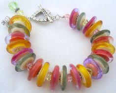 ... Bead Crafts, Handmade Bracelets, Pandora Charm Bracelet, Craft Ideas, Jewelry Bracelets, Bangles, Charm Bracelet