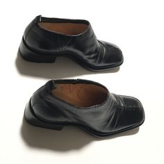 Great Condition Vintage Costume National Dress Shoes Heavy Stitching Handled With Care Creases In Leather Size 36.5 Shoes Costume, Costume National, National Dress, Vintage Costumes, Flat Shoes Women, Leather Shoes, Loafer Flats, Shoes Flats, Dress Shoes