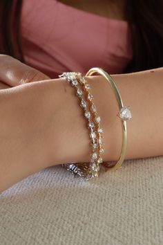 - Naxos - – AnnaConcept Crystal Bracelet, Crystal Bracelets, Summer 2024, Free Giveaway, Bracelet Making, Geometric Shapes, Timeless Elegance, Silver Gold, Fashion Jewelry