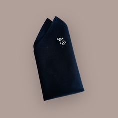 Pocket square sewn from high-quality cotton, jacket square with embroidered initials. The jewelry cloth is 30 x 30 cm in size. Manufacturer:  HB Technik und Design GmbH, Sylvia Jokivirta , Kölner Str. 158 A, 58566 Kierspe  Mail: taufkleiddesign@web.de Made in Germany Embroidered Pocket Square, Classic Cotton Pocket Square For Business, Classic Cotton Pocket Square For Formal Events, Classic Cotton Pocket Square For Formal Occasions, Classic Cotton Pocket Square For Formal Wear, Cotton Pocket Square For Business, Classic Black Pocket Square Gift, Classic Blue Cotton Handkerchiefs, Classic Cotton Formal Handkerchiefs