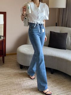 Bootcut Jeans For Tall Women, Chic High Rise Non-stretch Flare Jeans, High Waist Casual Flares For Spring, Casual High Waist Flares For Spring, Casual High-waist Flares For Spring, High-waist Casual Flares For Spring, Trendy High Waist Flares, Chic Wide Leg Flare Jeans, Casual High Waist Flares For Summer