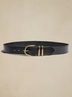 One of our best-sellers, this richly-made belt uses luxurious, sturdy leather and a double metal keeper tab to hold belt ends for a streamlined silhouette.  Designed to be worn at the hips.  Designed to be worn at the hips.  Width: 1. 6" (4cm) XXS: 27-31" XS: 29-33" S: 31-35" M: 33-37" L: 36-40" XL: 40-44" XXL: 44-48" Womens Leather Belt, Women's Belts, Beautiful Belts, Designer Belts, Black Leather Belt, Belt Black, Indie Design, Work Fashion, Luxury Women