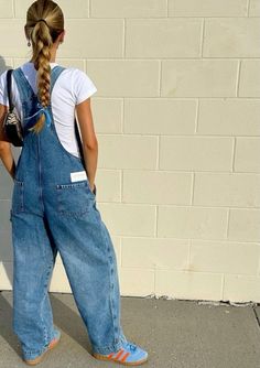 Practice Makes Perfect Sarah Adams, Magazine Quizzes, Satellite Stompers, 17 Magazine, Denim Overalls Outfit, Annie Walker, Dungaree Outfit, Walking Outfit, Sarah Adams