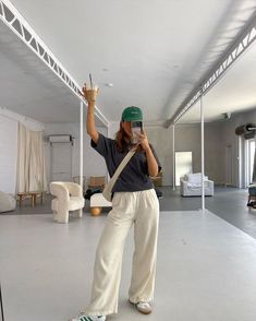 @brooke.upton on instagram Jacquemus Outfit, Looks For Summer, Adidas Samba Outfit, Errands Outfit, Samba Outfit, Australia Fashion, Bec And Bridge, Tony Bianco, Book Style