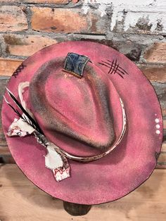 Burning Hats, Burnt Hat, Rancher Hats, Decorated Hats, Womens Western Hats, Burned Hats, Boho Hats, Cowboy Hat Design, Hat Burning