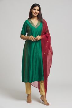 Shop for these amazing collections of Emerald Green Organic Silk Embroidered Cutdana Kurta With Dupatta For Women by Bhusattva online at Aza Fashions. Latest Kurta Designs, Contrast Dupatta, Cutdana Embroidery, Kurta With Dupatta, Kurta Patterns, Women Kurta, Straight Kurta, Kurta Designs, Embroidered Silk