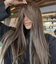 Lighter Brown Hair, Hair Color For Tan Skin, Brown Hair Shades, Hairstyle Inspo, Hairstyles For Layered Hair, Blonde Hair Inspiration, Honey Hair