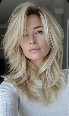 Growing Out Hair, Hairstyle Names, Small Face, Natural Gray Hair, Medium Long Hair, Blonde Hair Inspiration, Platinum Hair, Grey Hair Color, Dream Hair