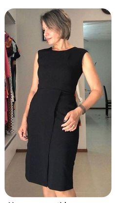 Linen Dress Work Outfit, Spring Work Dresses, Casual Work Outfit Spring, Lawyer Fashion, Corporate Dress, Black Dresses Classy, Work Dresses For Women, Office Outfits Women, Classy Dress Outfits