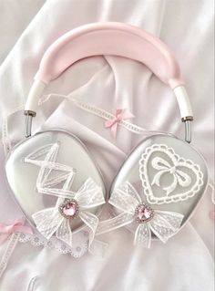 Cute Headphones, The Cardigans, Airpods Max, Pink Gem, Kawaii Accessories, Girly Accessories, Lace Bows