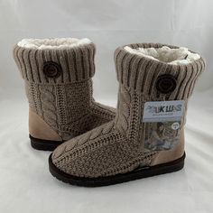 Nwt Tan Muk Lucks Woven Boots Size 8 Cute Winter Boots, Girly Outfits, Tan Brown, Winter Boots, Boots Booties, Bootie Boots, Ankle Boots, Women Shoes, Boots