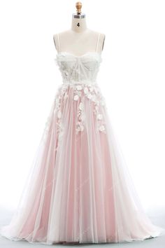 Modern Exposed Boning Sweetheart 3D Lace Dusty Rose Wedding Dress #weddingdress #bridaldress #designerweddingdress #springweddingdress #fallweddingdress #autumnweddingdress #winterweddingdress #romanticbridaldress #beautifulweddingdress Dusty Rose Wedding Dress, Prom Dress Alterations, Net Corset, Rose Wedding Dress, Wedding Dresses Uk, Wedding Dress Flowy, Couture Bridal Gowns, Spring Wedding Dress, Dusty Rose Wedding