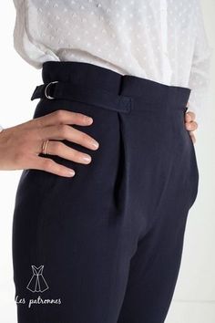 Straight Leg Bottoms With Belt Loops For Tailoring, Wide Leg Bottoms With Belt Loops For Tailoring, Cotton Workwear Breeches With Belt Loops, Tailored Trousers With Belt Loops, High Waist Bottoms With Belt Loops For Tailoring, Sewing Pattern Pants, Sewing Pants, Pants Sewing Pattern, Easy Sewing Patterns