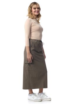 Fatigue Midi Length Cargo Skirt with Drawstring and Pockets 'Cali Carg Long Cargo Skirt Outfit Winter, Cargo Skirt Outfit, Style Midi Skirt, Plus Size Pencil Skirt, Wardrobe Simple, Ponte Skirt, Modest Skirt, Cotton Pencil Skirt, Long Sleeve Cotton Tops