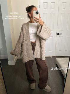 Lazy Winter Outfits, Chilly Fits, Comfy Outfits Lazy, 2025 Aesthetic, Comfy Outfits Winter, Modesty Outfits, Thrifted Outfits, Cold Weather Fashion, Outfits Winter