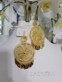 Beautiful Artisanal Mexican Traditional Gold Plated Filigree Earrings - Folkloric Earrings made by our Oaxaca Artisan Partners. These earrings are typically worn for Traditional Folkloric Dances. They are the perfect accessory for a Fiesta themed party. These earrings are very lightweight. blusa de la foto, la encuentras aqui https://www.etsy.com/your/shops/me/listing-editor/edit/1242689660 Artisan Wedding Drop Earrings Jewelry, Traditional Handmade Flower Earrings, Unique Festive Drop Earrings, Handmade Ornate Chandelier Earrings For Festive Occasions, Adjustable Filigree Earrings, Adjustable Traditional Earrings For Festivals, Artisan Pierced Earrings For Wedding, Artisan Earrings For Festivals And Gifts, Traditional Dangle Flower Earrings For Festivals