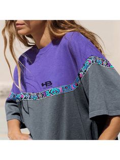 ⭐️ Chic Tops, Casual Vintage Print Surf T-Shirt Summer Purple Crew Neck T-shirt, Purple Crew Neck Graphic Tee, Purple Graphic Tee With Crew Neck, Surf T Shirts, Chic Tops, Surf Tshirt, Tops Casual, Beach Casual, Chic Top