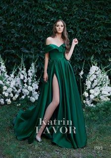 Sexy Kleid Prom Kleid lange Off Schulter Kleid Abend kleid | Etsy Green Prom Dresses 2022, Emerald Green Prom Dresses, Emerald Green Homecoming Dresses, Emerald Green Evening Dress, Emerald Green Prom, Prom Dresses 2022, Green Prom Dresses, Neon Prom Dresses, Emerald Green Prom Dress